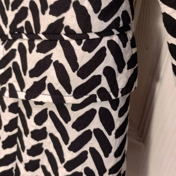 Lafayette 148 New York Blazer - Picture 8 of 12